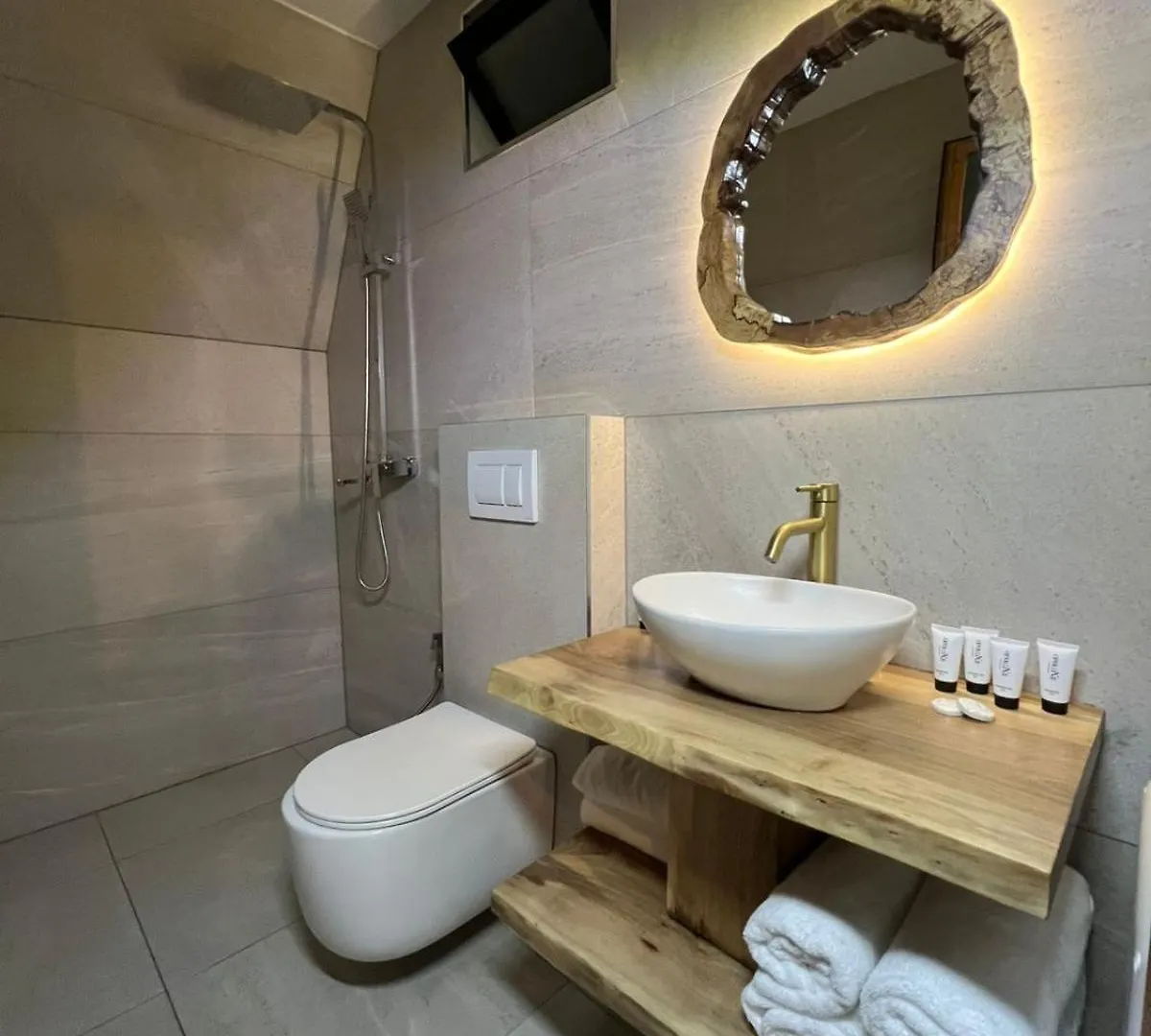 Agroturizem Rrahmani Villa Tirana 0*,  Albanië